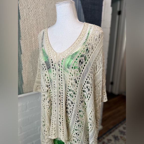 Brand Unknown Crochet Swimsuit Coverup with Tassels - Picture 3 of 8